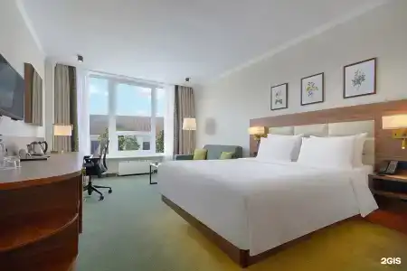 Hilton Garden Inn - 13