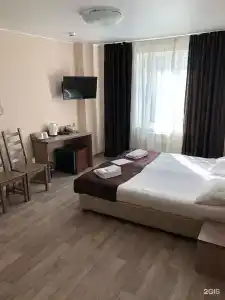 Арон - 4