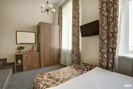 Алжен на Гончарной - 38