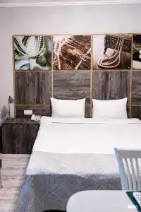 Customs House & SPA - 43