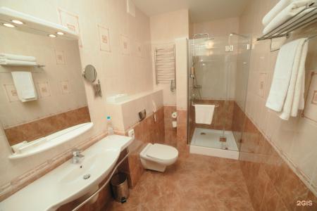 Green Hall - 104