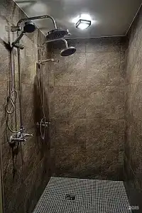 Хвоя - 33