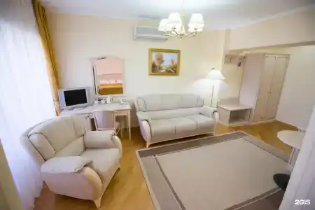 Интурист - 11