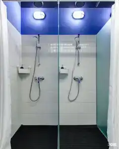 Roomy Hostel - 40