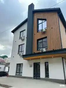 Home 132 - 0