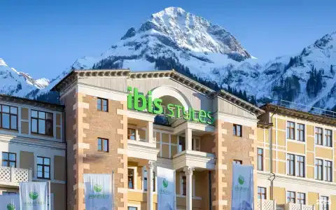 Ibis Styles - 95