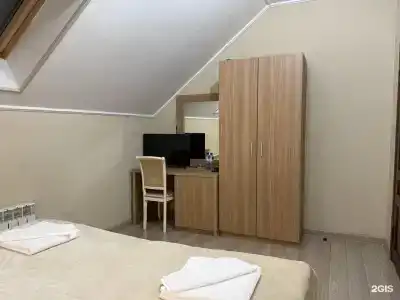 Zzz - 8