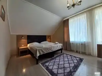 Zzz - 7