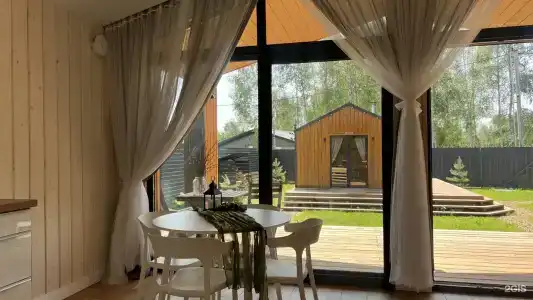 Crazy Snail Barn - 4