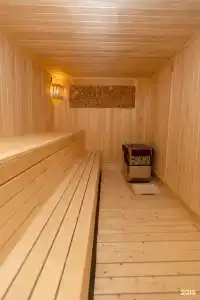Янтарный - 62