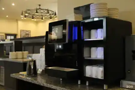Piter Inn - 100