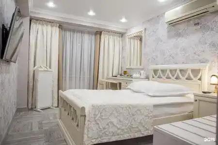 Кристалл Де Люкс - 2
