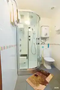 Suite - 18