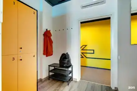 Roomy Hostel - 48