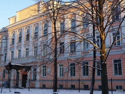 Вернисаж на Ушинского - 92