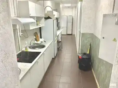X-Hostel - 1