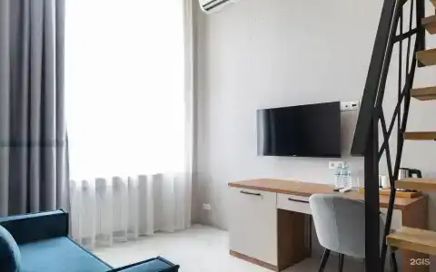 8Avenue - 38