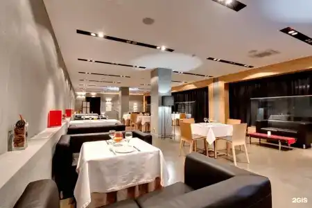 AZIMUT Сити - 90