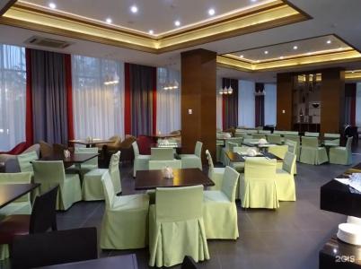 Ramada Hotel & Suites by Wyndham - 3