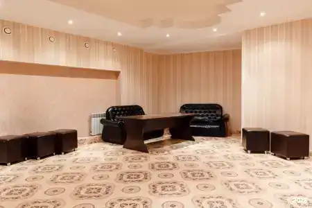 Golden Plaza - 9