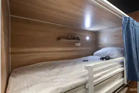 Roomy Hostel - 33