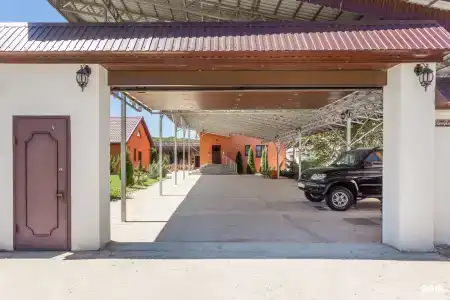 Дом на распутье дорог Villa405 - 43