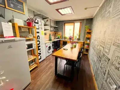 Lv.Hostel - 10