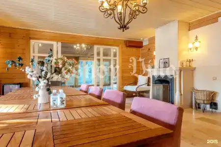 Деревянный коттедж с бассейном и баней - 28