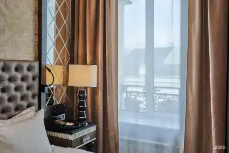 Majestic Boutique Deluxe - 80