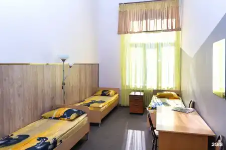 AHOSTEL - 10
