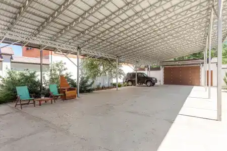 Дом на распутье дорог Villa405 - 60