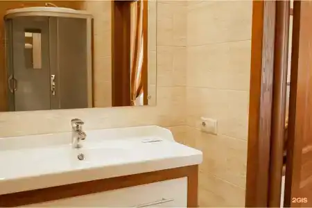 VIP House - 98