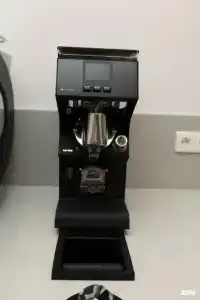 La V - 44