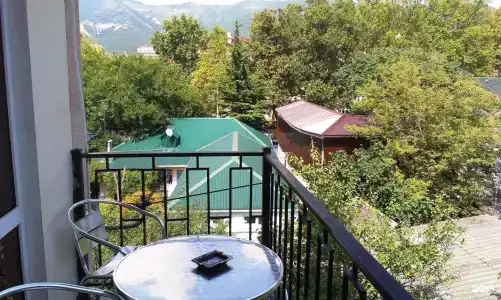 Адель на Островского - 2