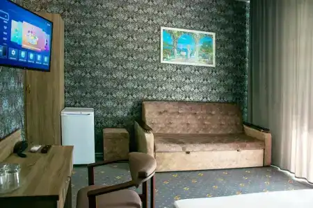 Ревю - 53
