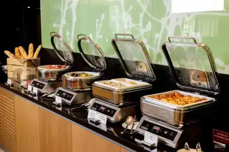 Hilton Garden Inn - 13