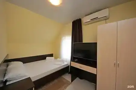 Старый дворик - 32