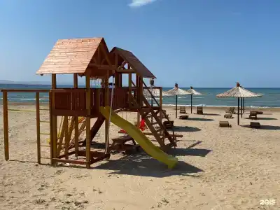 Солнечный пляж - 3