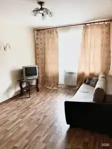 1000 М2 - 44