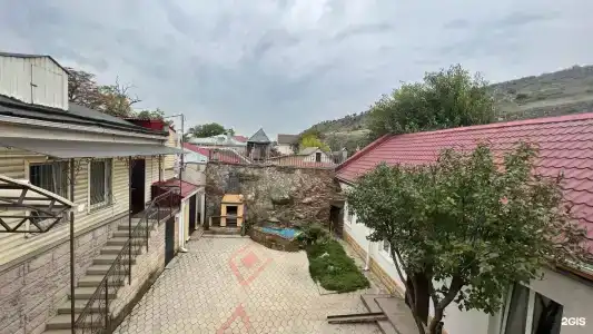 Свои - 1