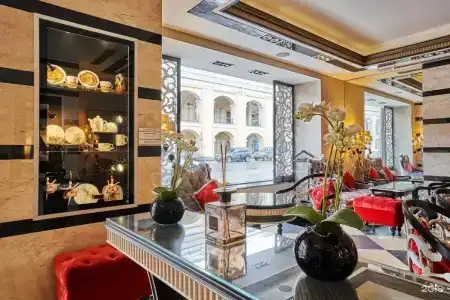 Majestic Boutique Deluxe - 56