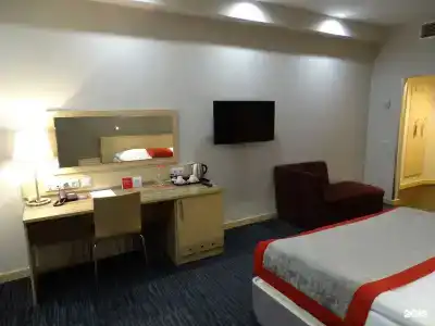 Ramada Hotel & Suites by Wyndham - 41