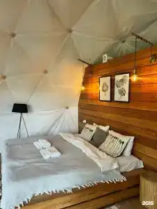 Hills & Huts - 8