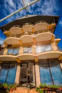 Dream House - 0