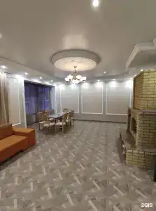 Peak House - 1