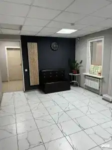 Флагман на Карла Маркса, 8 - 14