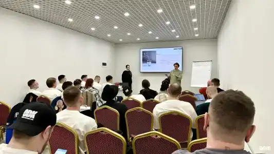 Клуб Отеля Миррор - 112