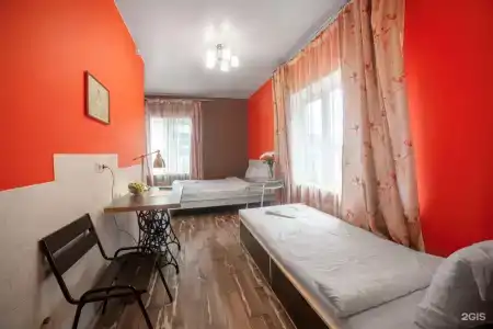 Avia House - 10