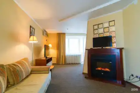 Suite - 33