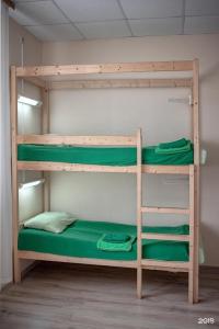 Nice Hostel 33 - 57